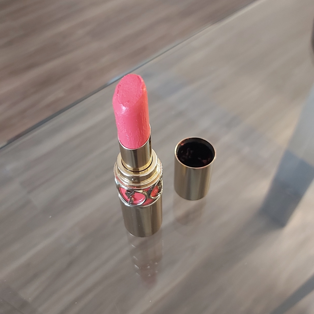 YSL Rouge Volupte Shine Lipstick Balm